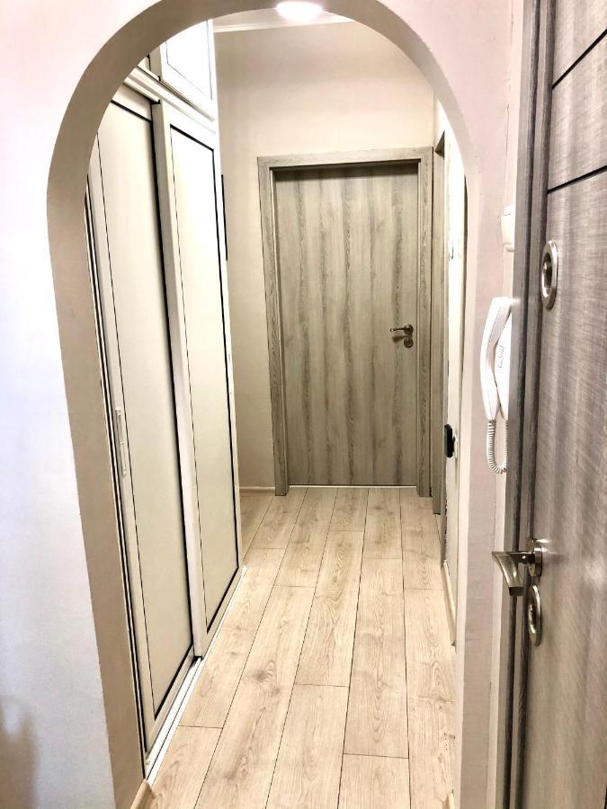Avelov Art Apartment ブルガス エクステリア 写真